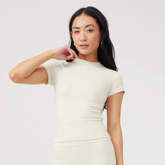 Another Version Second Skin Tee in Bone - Picture 3 of 6